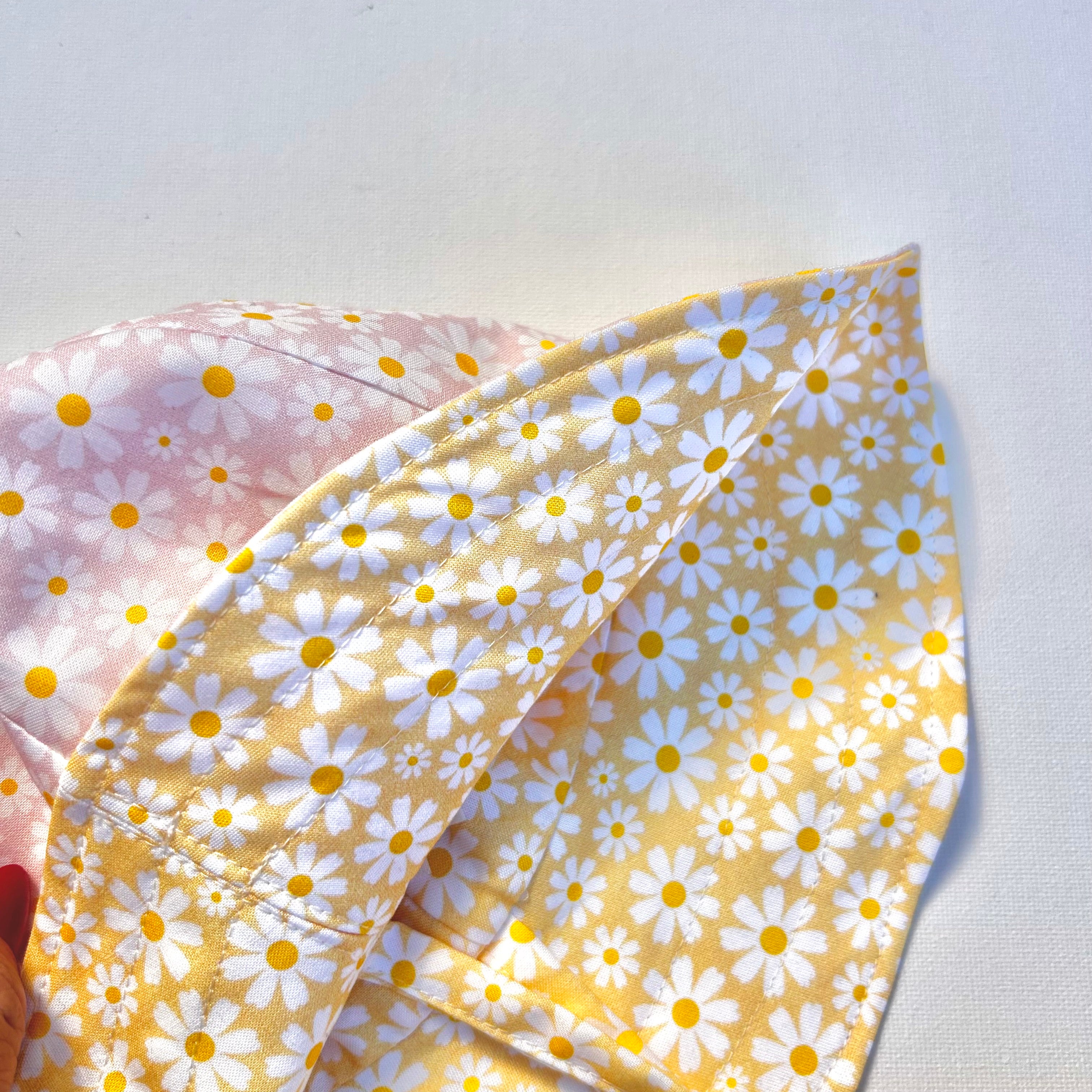 Reversible Sun Hat in Summer Daisies